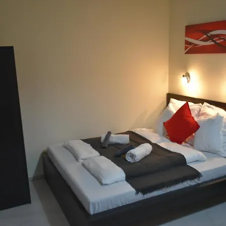 Foter Apartmanhaz *
