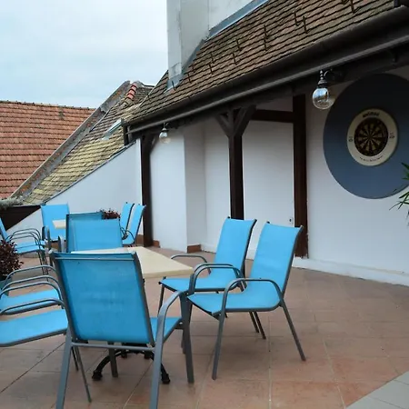 Apartamento Főtér *