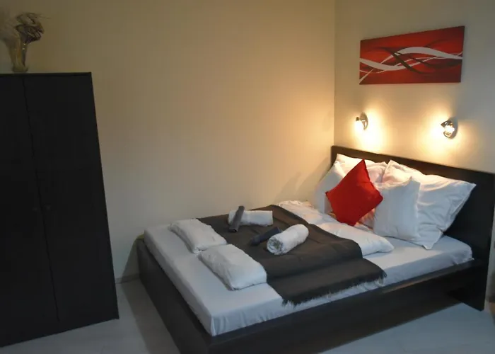 Foter Apartmanhaz *