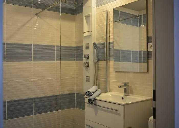 Lägenhet Foter Apartmanhaz *