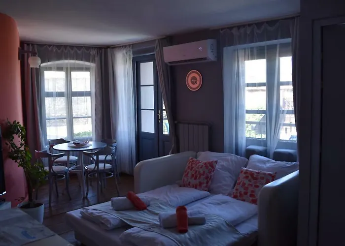 Foter Apartmanhaz